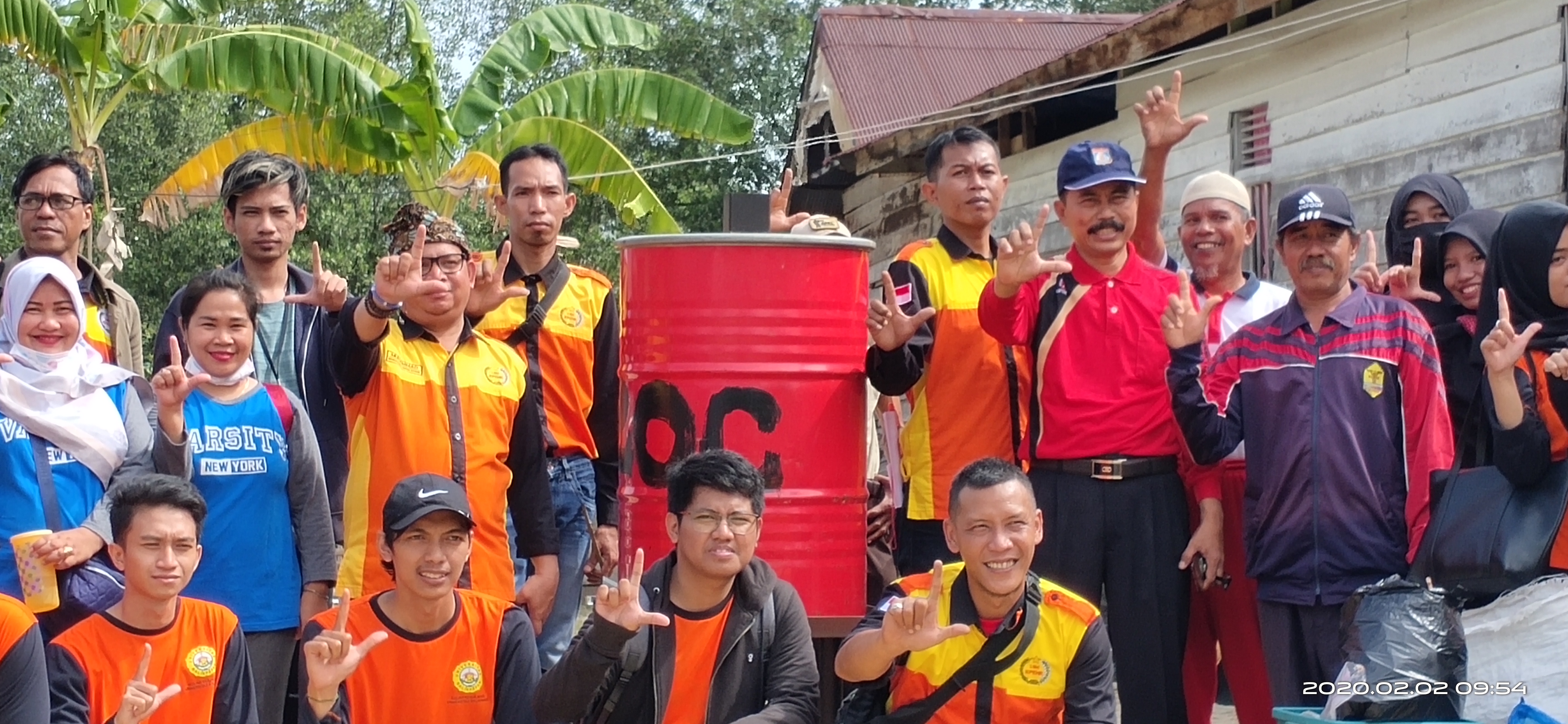 Aji Raden Terus Berbenah dalam Rangka Mewujudkan Kampung Wisata dengan Kerjasama LSM KPHER